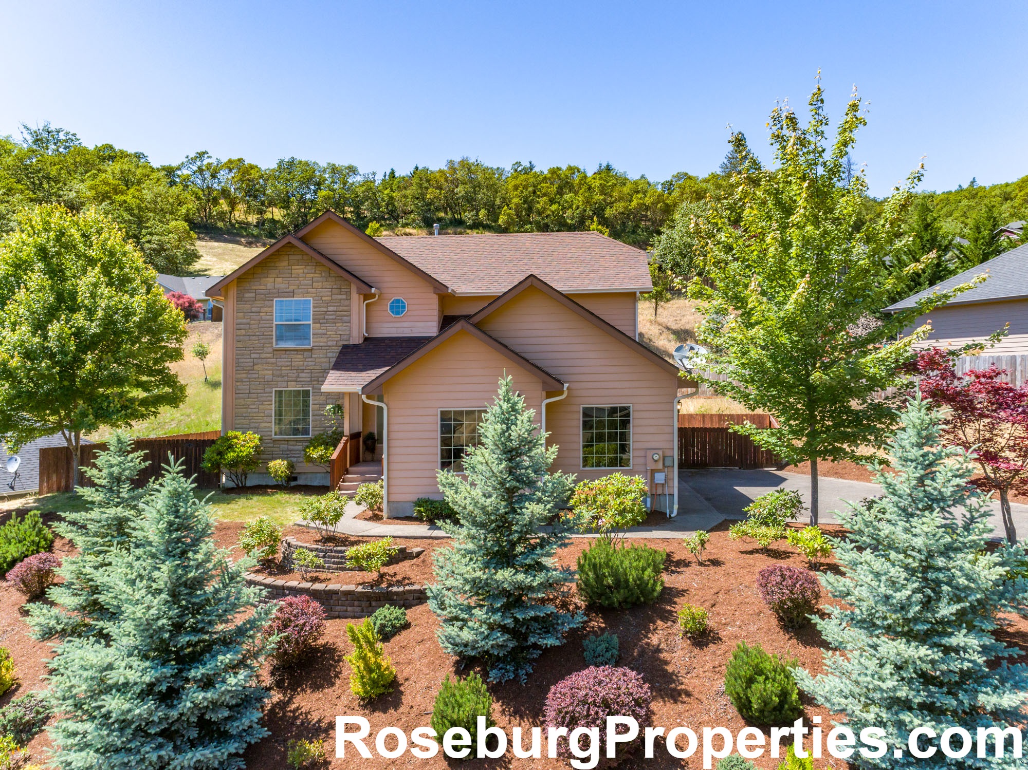 1592 NE Rocky Drive: Rocky Ridge Home with All The Bells & Whistles! header image.
