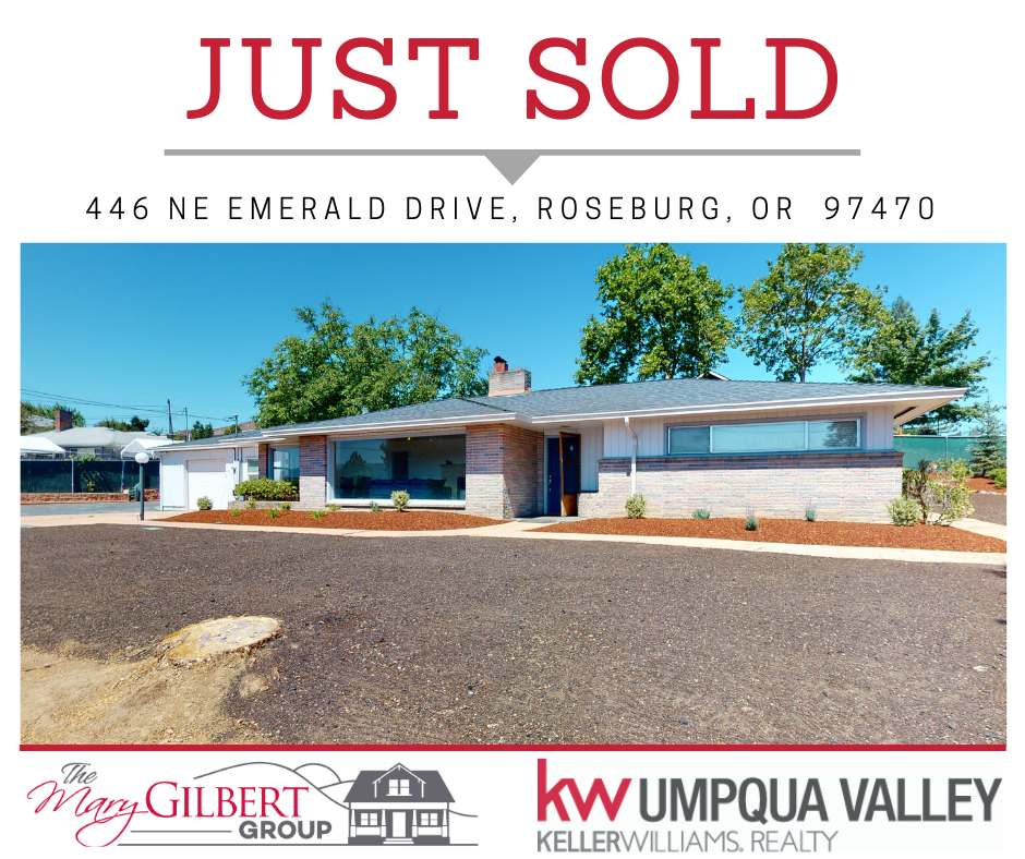 446 NE Emerald Dr: Mid-Century Modern Loaded with Character! header image.