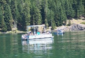 Exploring Roseburg Oregon: Boat Rentals at Diamond Lake Resort header image.