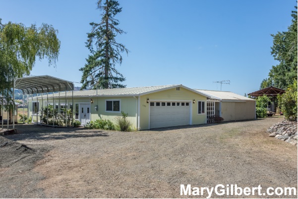 1175 North Side Rd: Comfortable Country Home on 9+ Acres! header image.