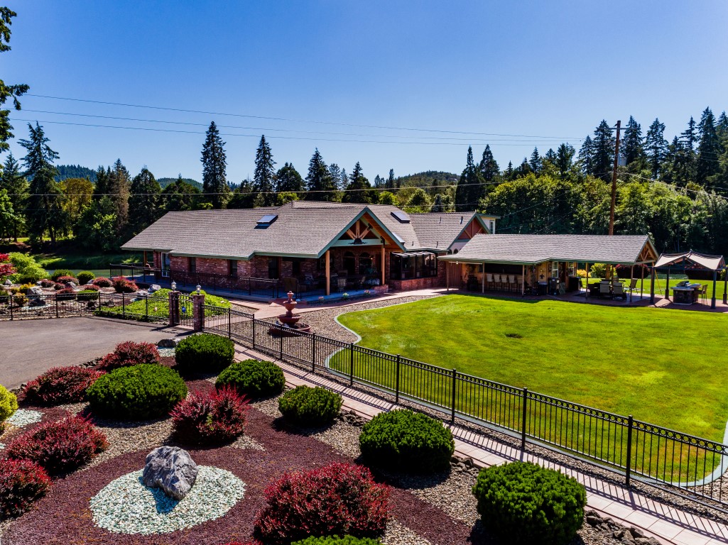 545 Huntley Creek Ln: Amazing Property with Endless Possibilities! header image.