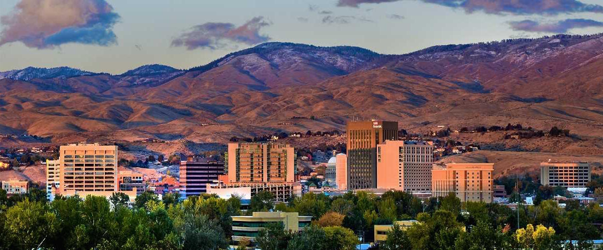 boise idaho cityscape and mountain