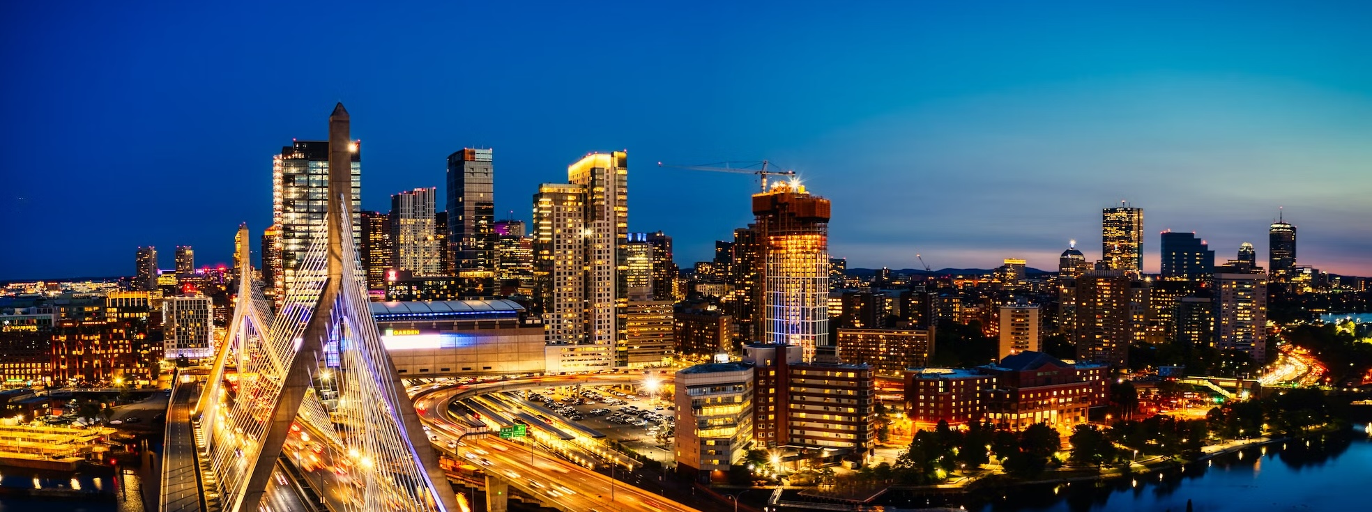 Navigating the Dynamic Boston Real Estate Market 2023 to 2024: Amidst Challenges and Opportunities header image.