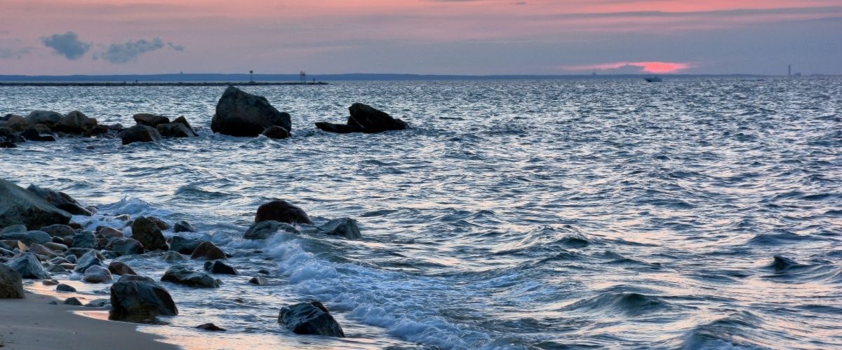 Windchime Condos – Sandwich Cape Cod header image.