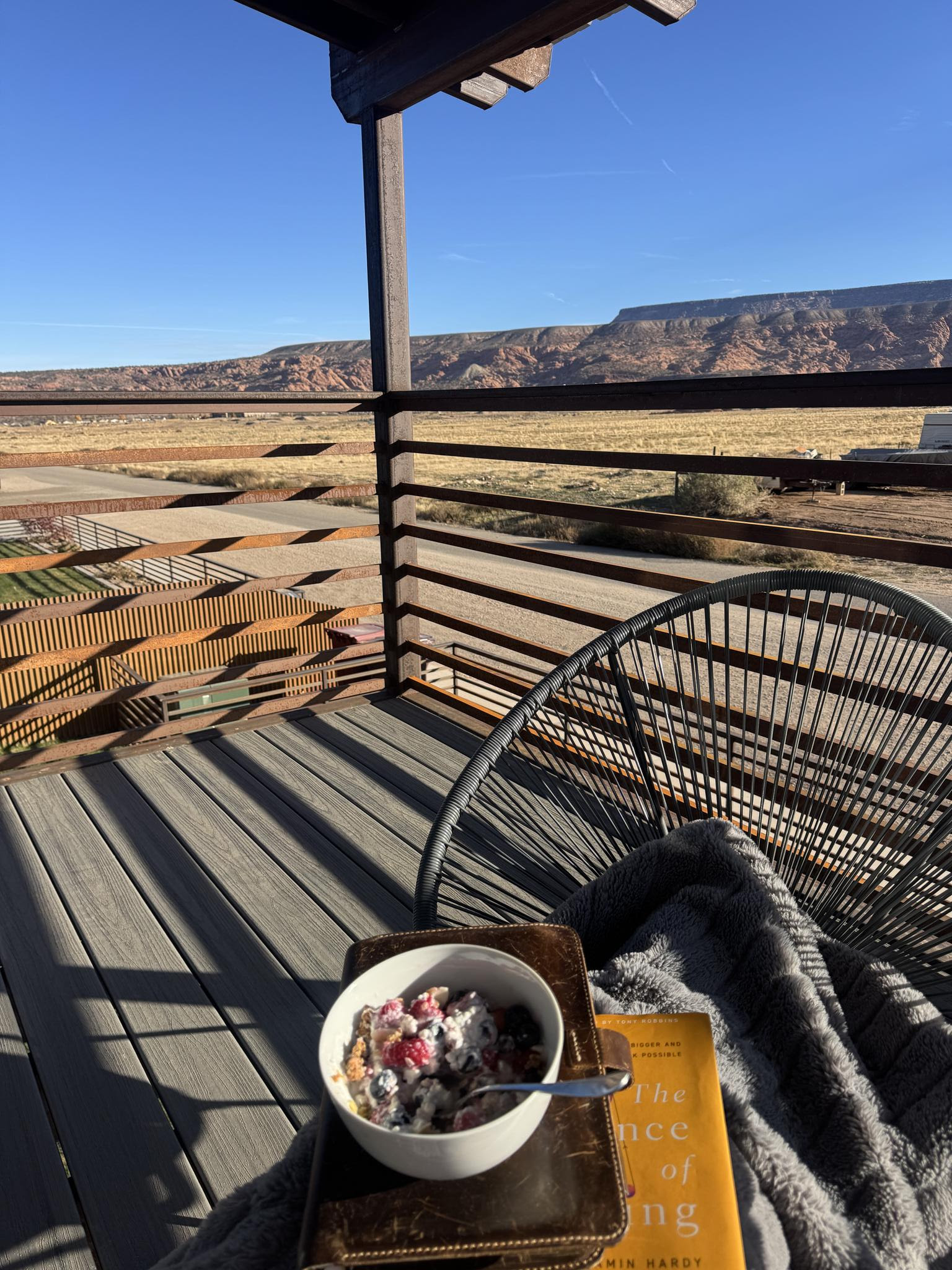 Most Realtors are 2 steps from the emotional gutter… header image.