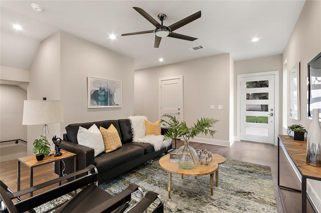 What Does Your Buyer's Agent Do For You? header image.