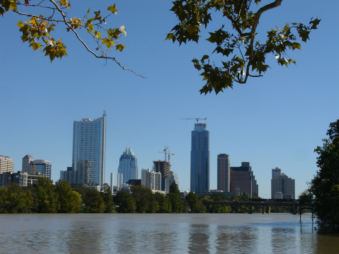 5 Real Estate Trends to Know in Central Austin header image.