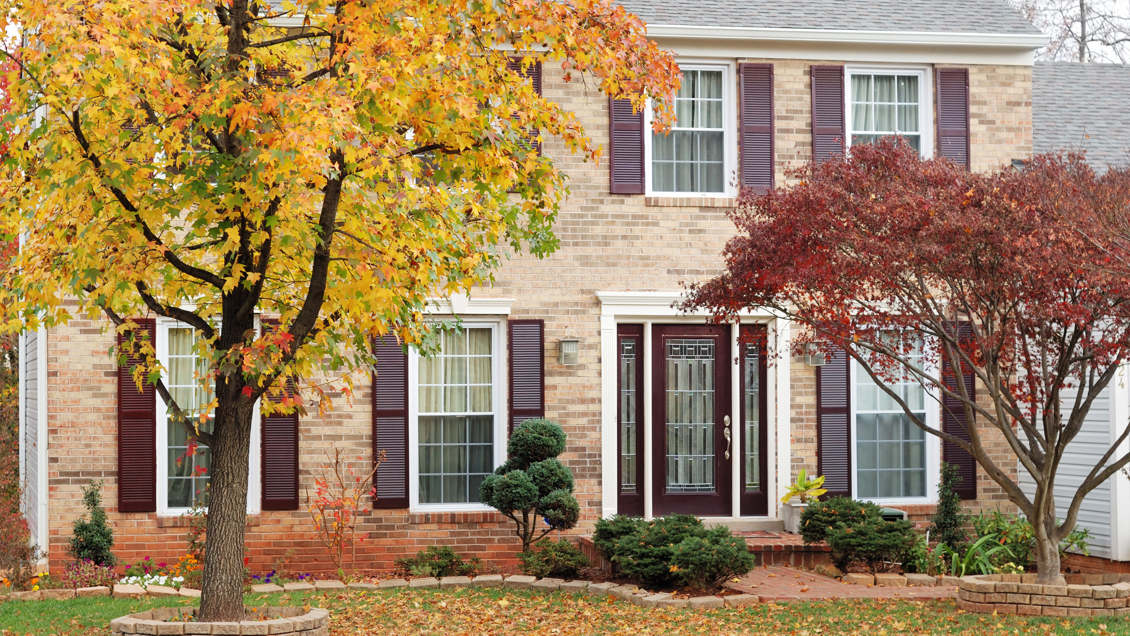 Selling Your Home During Autumn in Kern County: A Seasonal Guide header image.