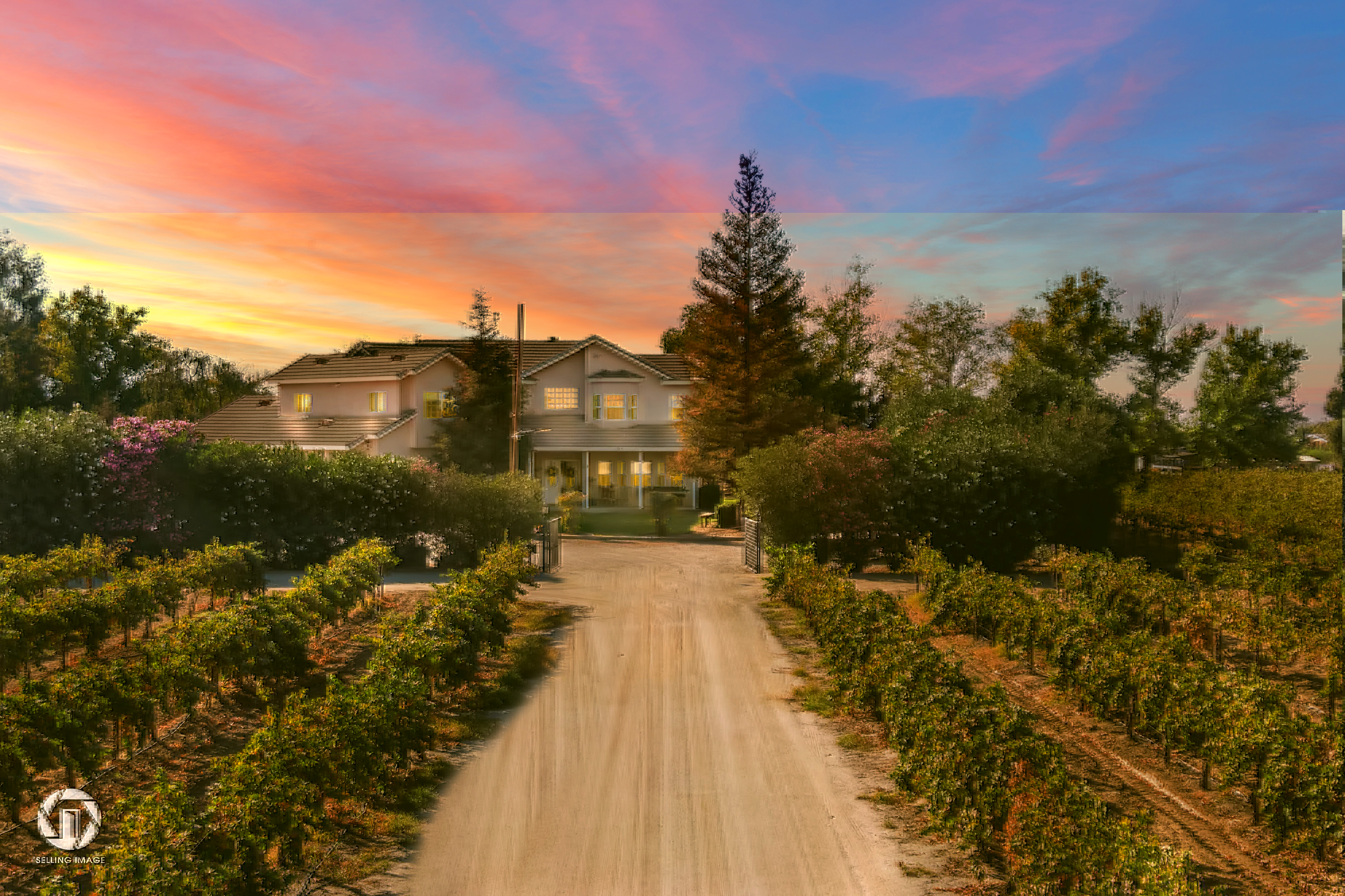 The Most Luxurious Farmhouse in Bakersfield header image.