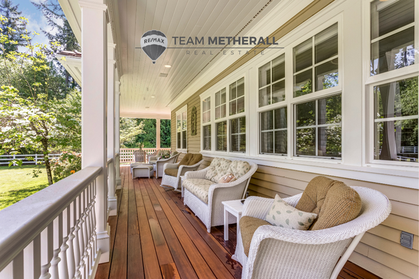 Buying in a Buyer’s Market: How to Spot the Right Opportunity Without Overthinking header image.
