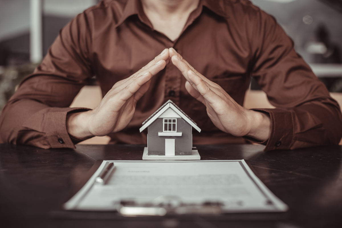 Pros and Cons of House Hacking header image.