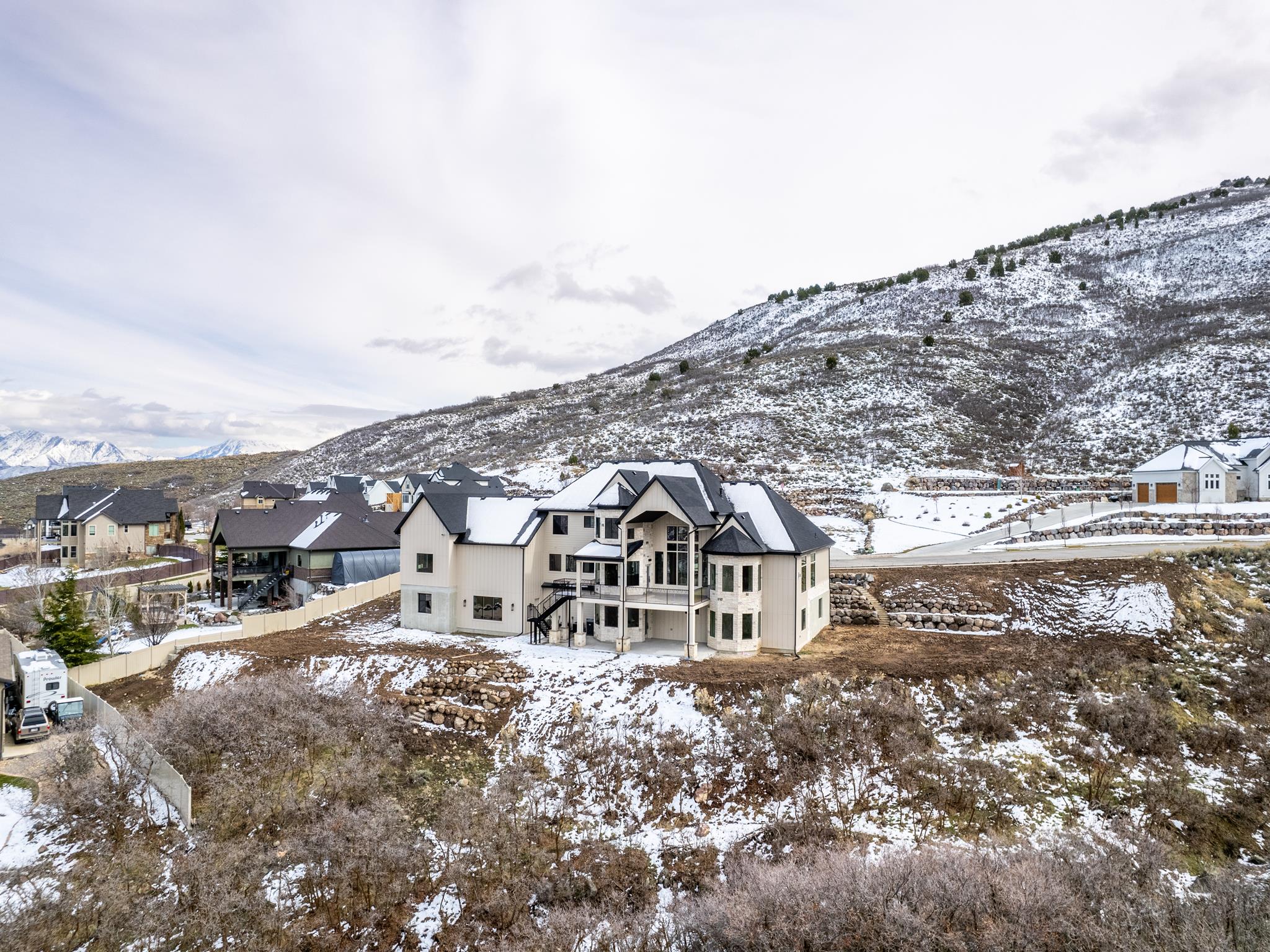The Pros and Cons of Buying a Home in Fast-Growing Suburbs Like Herriman header image.