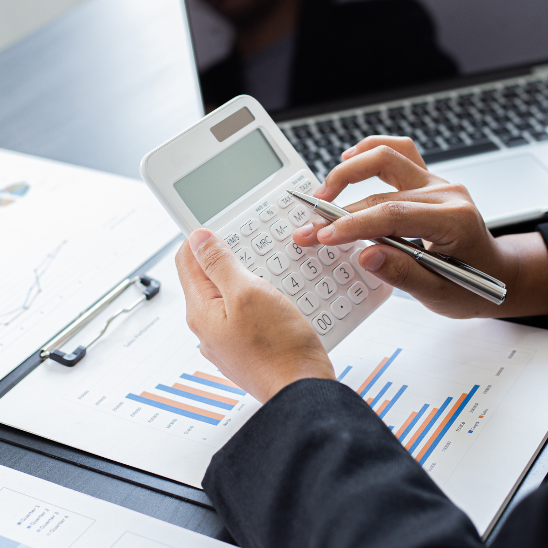 Think Outside the Box: How to Buy a House Without a Traditional Mortgage header image.