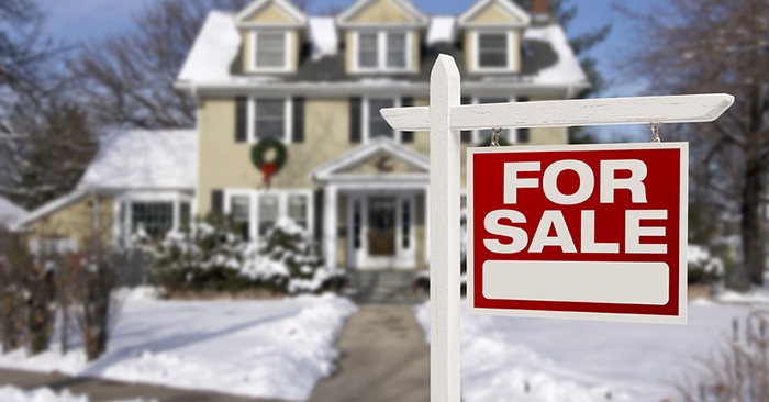The Pros and Cons of Selling Your Utah Home Before the Holidays header image.