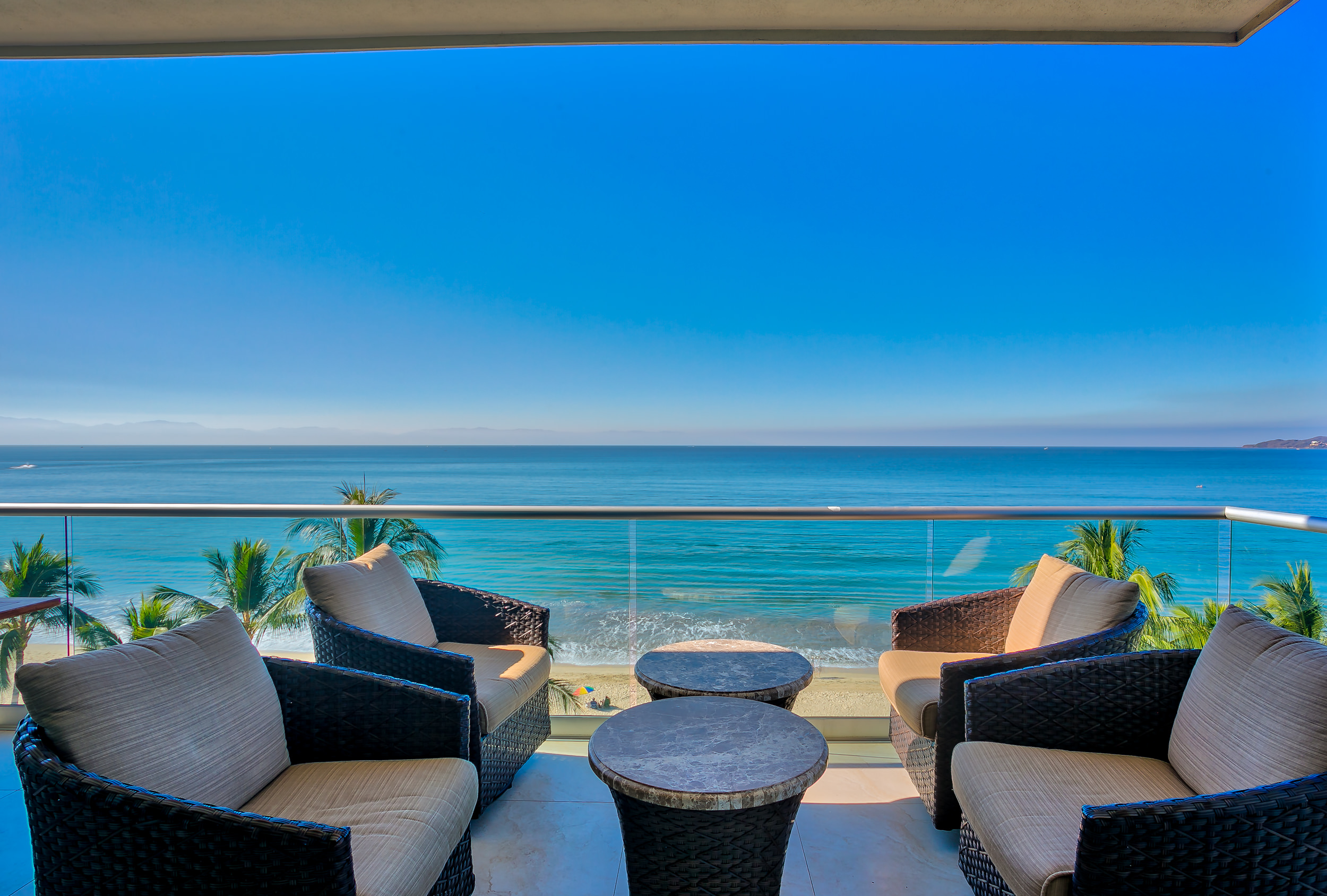 Embracing the Journey: 5 Insights for Buying Real Estate in Mexico header image.