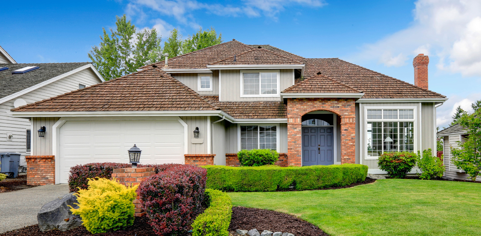 How Curb Appeal Impacts Your Home Value (5 Reasons To Get It Right) header image.