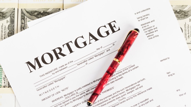 FIRST-TIME HOMEBUYER’S GUIDE: HOW TO NAVIGATE RISING MORTGAGE RATES header image.