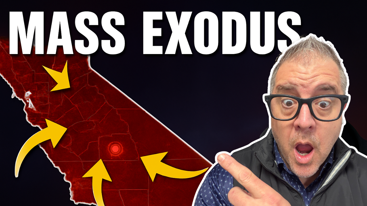 Downtown Sacramento skyline with nearby suburbs showing local and Bay Area migration trends in 2025.