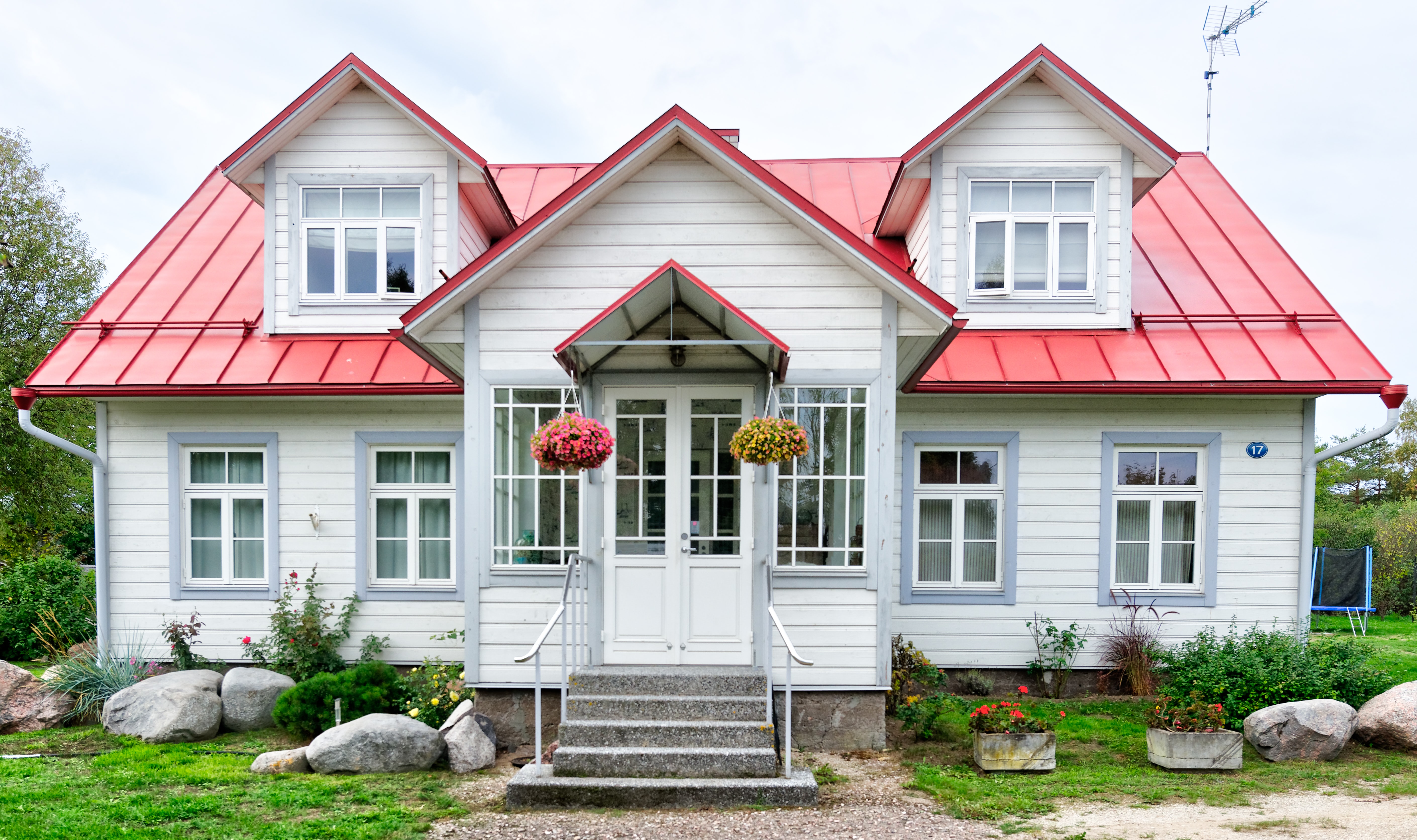 Buy a Foreclosure Home in Southern California header image.