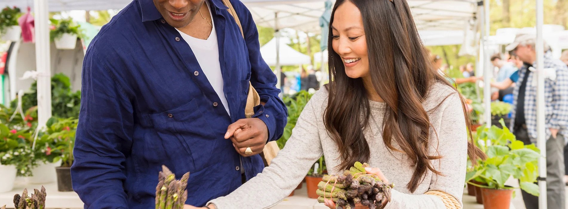 Supporting Local Businesses in Castleberry Market Farmers Market header image.