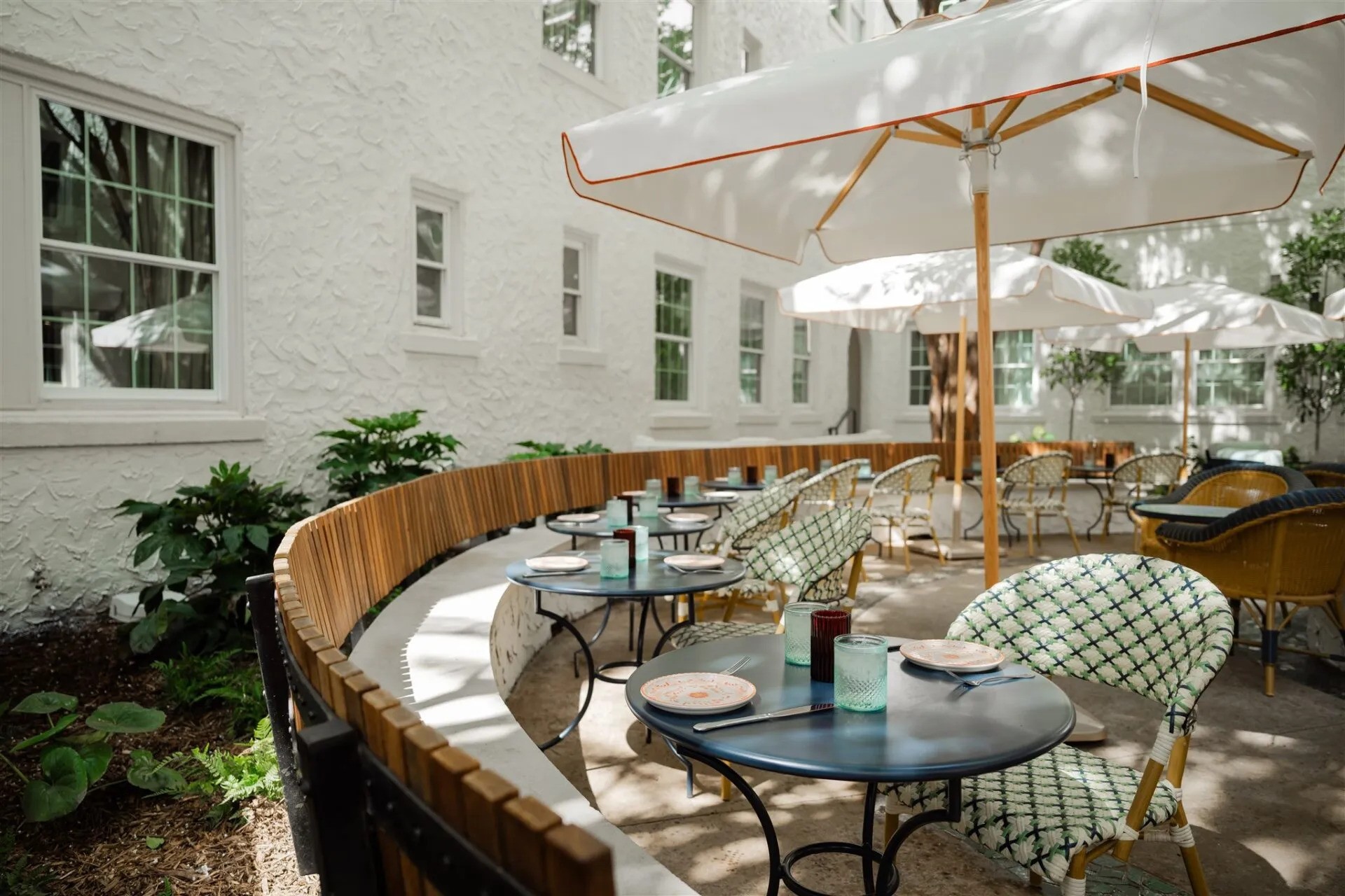 Hotel Granada Debuts in Midtown with Spanish-Inspired Garden Restaurant header image.