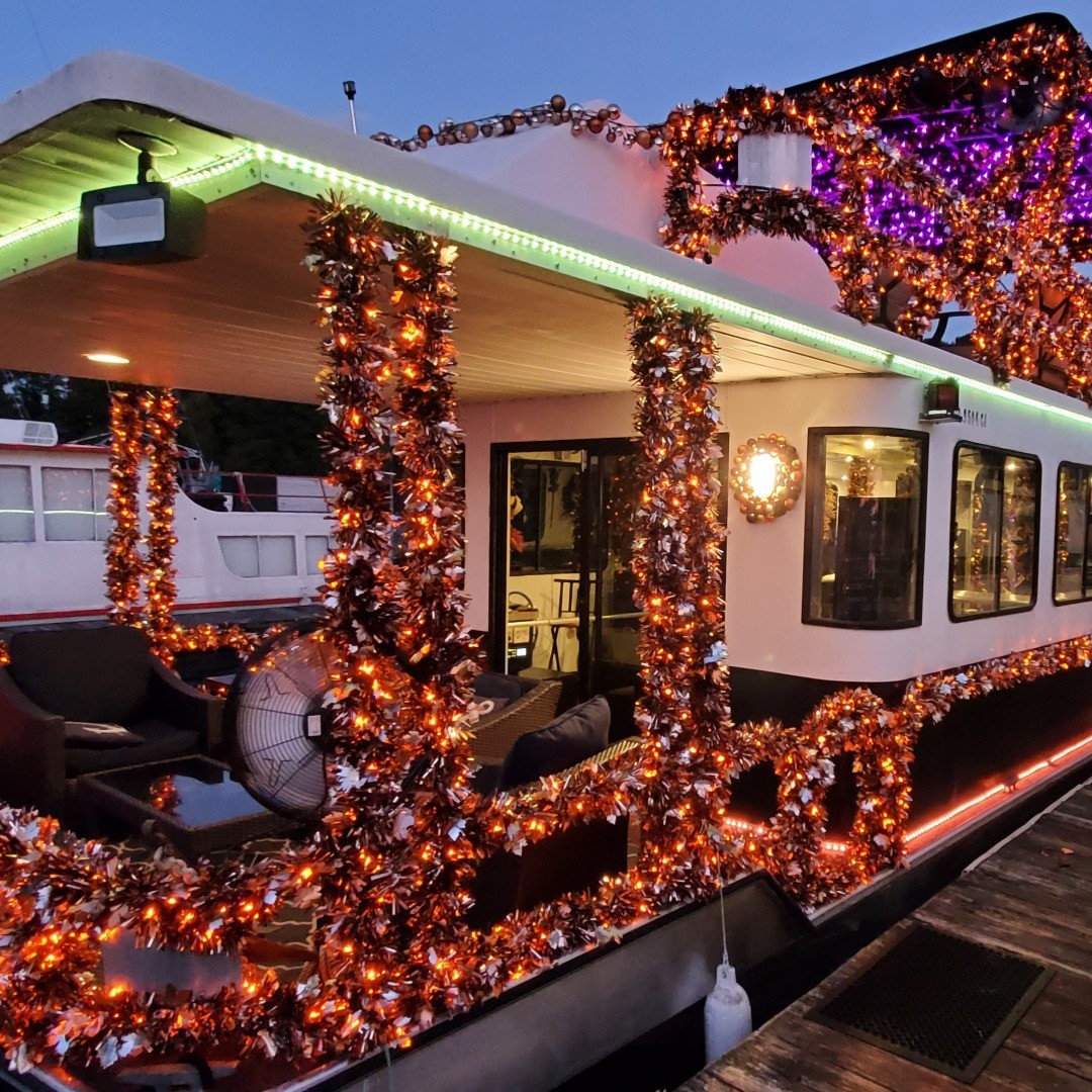 Sailing into the Season: Sunset Cruise with Lanier Boat Charter header image.