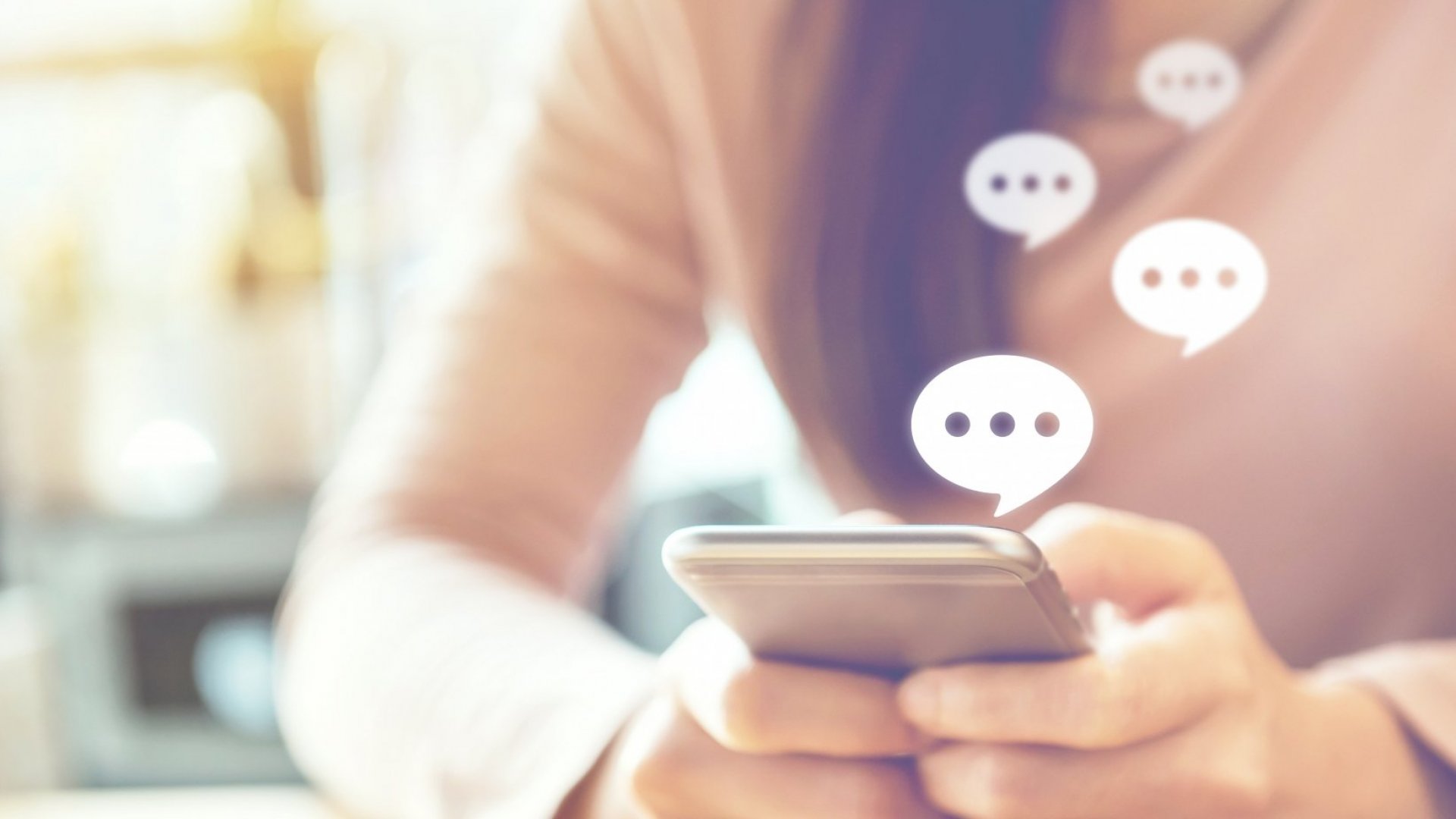 TEXTING (WHAT’S APP) IN MEXICO header image.