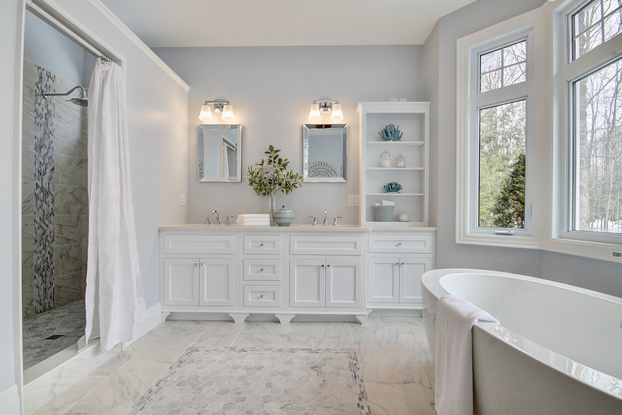 Guide to Cleaning Your New Home header image.