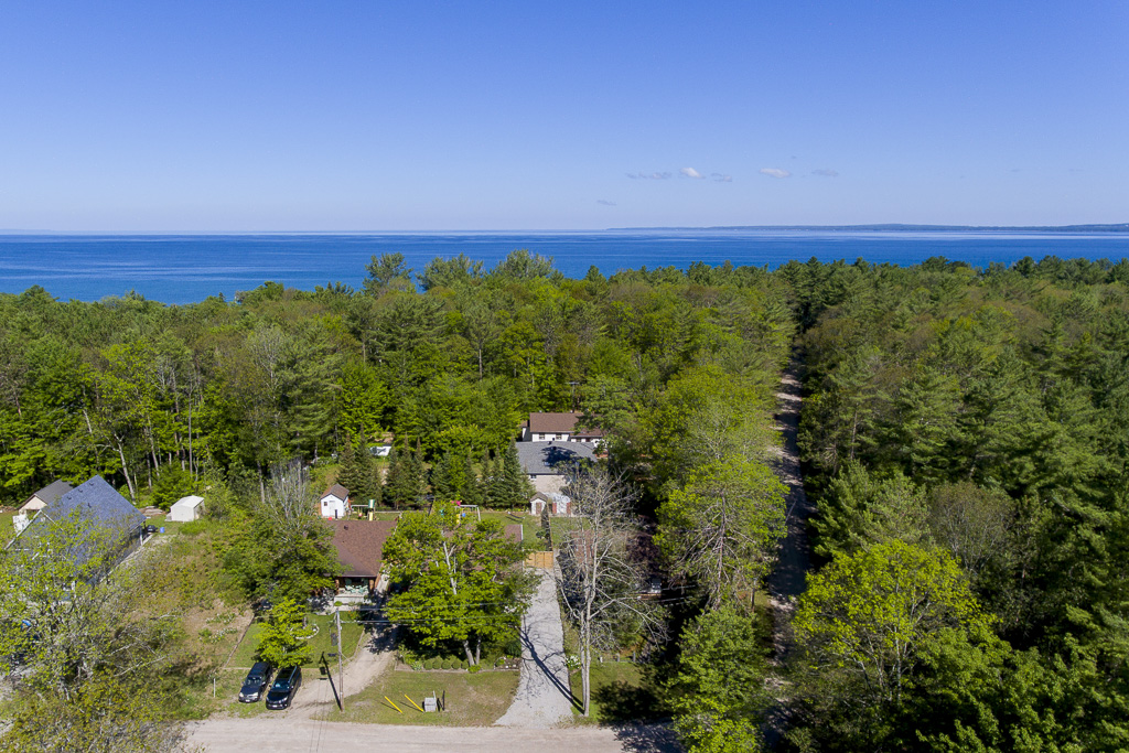 How to Choose a Neighbourhood header image.