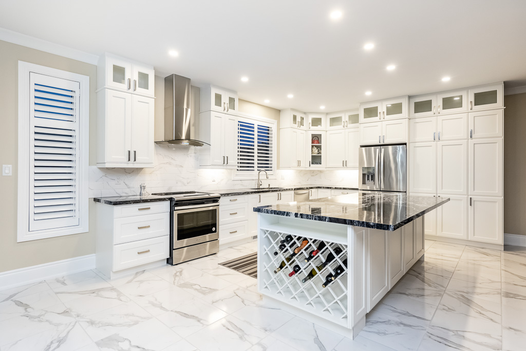 Tips and Tricks for Maximizing Space header image.