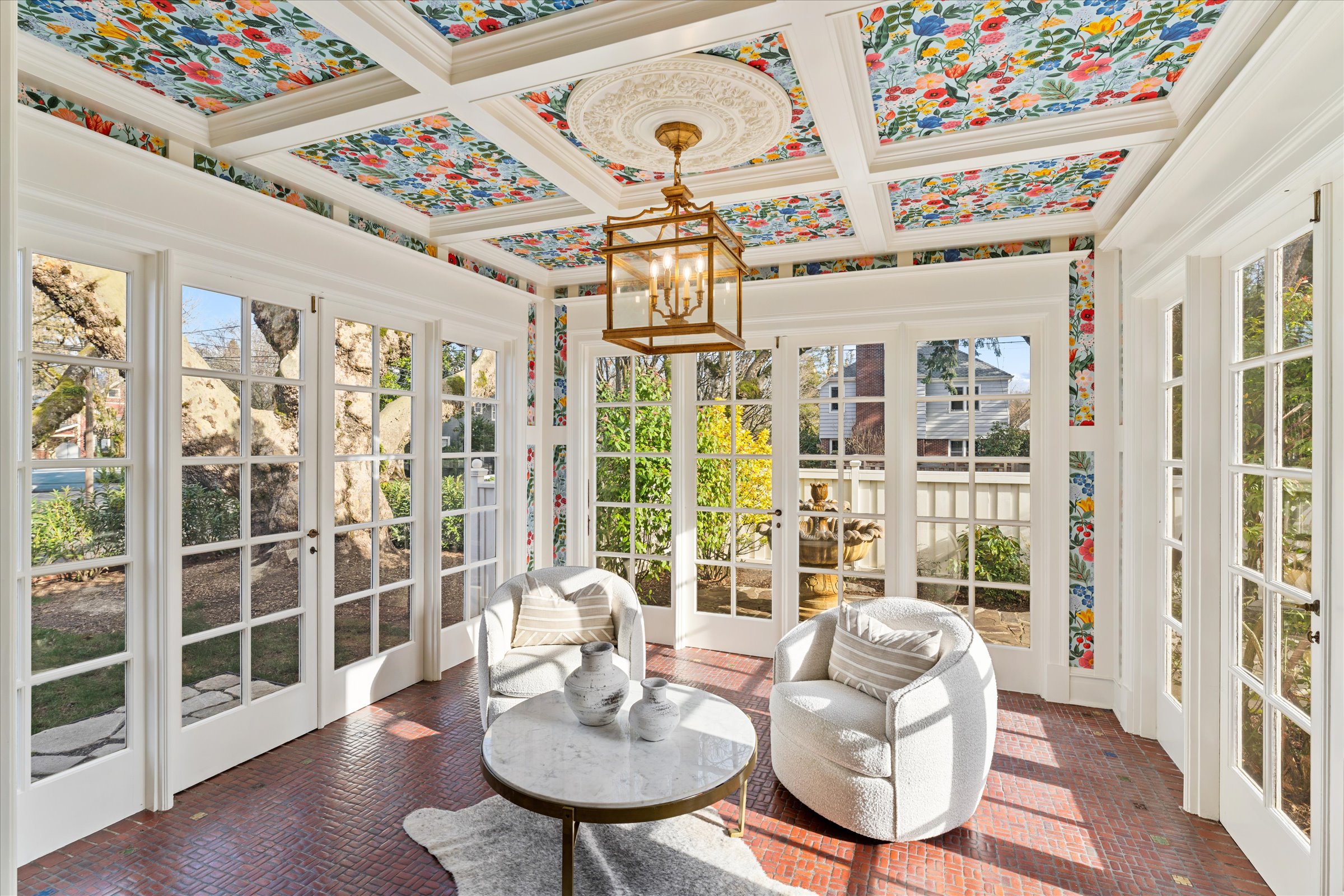 Spring Into the Market: Your Guide to Buying and Selling in Portland This Season header image.