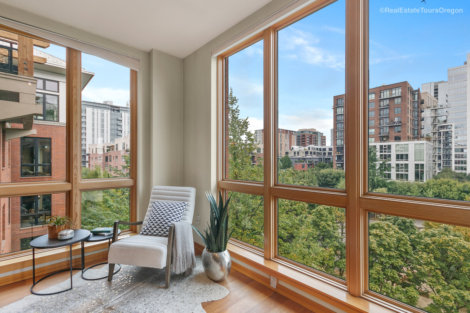 5 INTERIOR DESIGN TRENDS FOR 2023 header image.