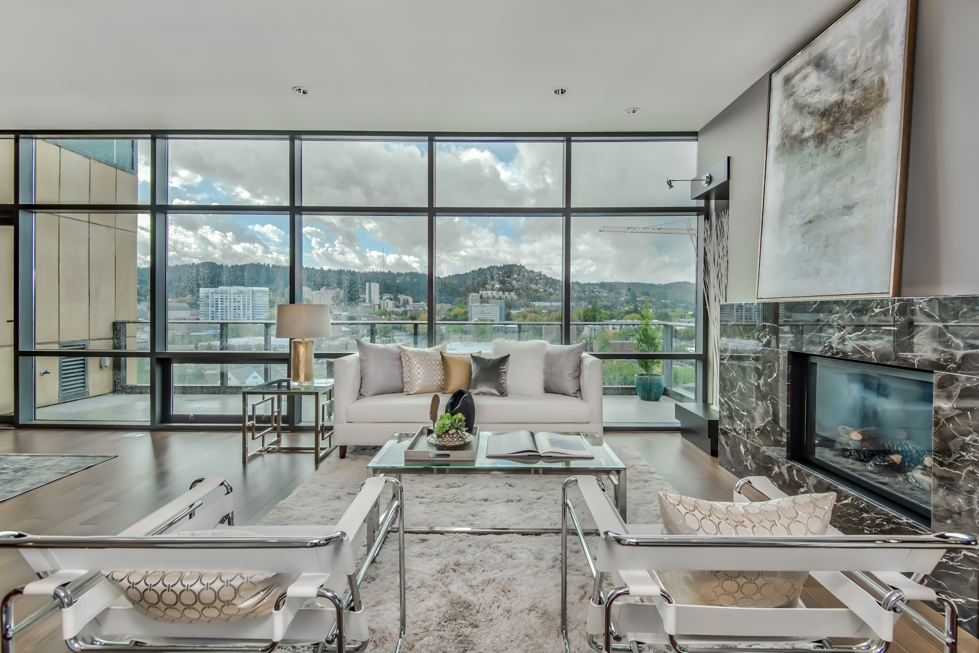 UPSIZING YOUR HOME header image.