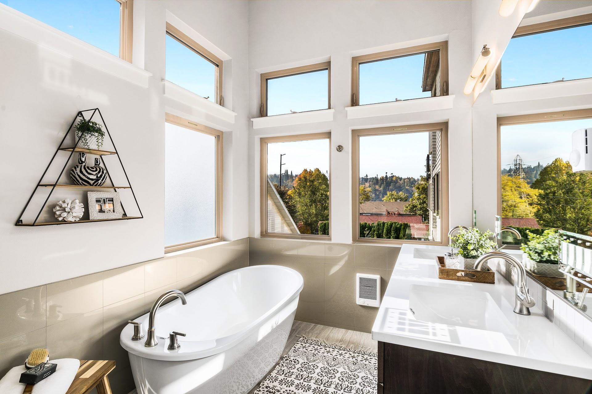 A 3-STEP DOWNSIZING PLAN header image.