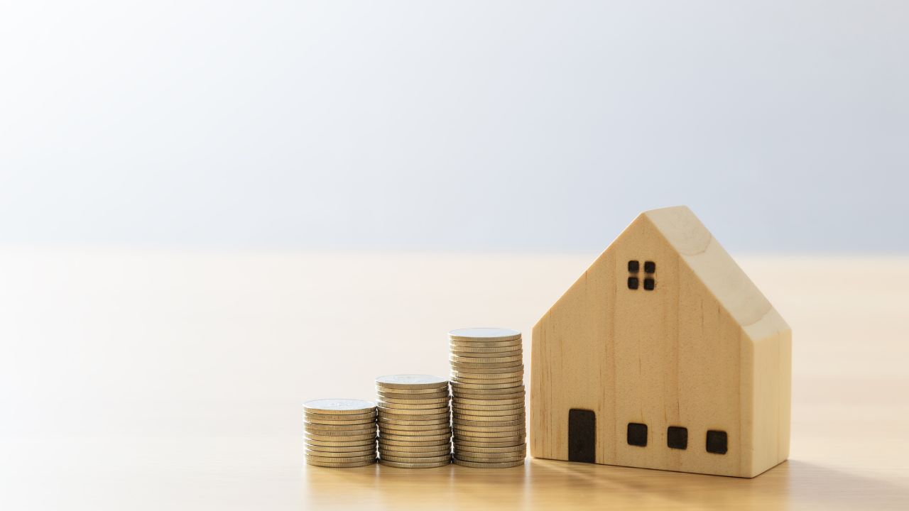 How Will the Housing Market Change in 2024? header image.