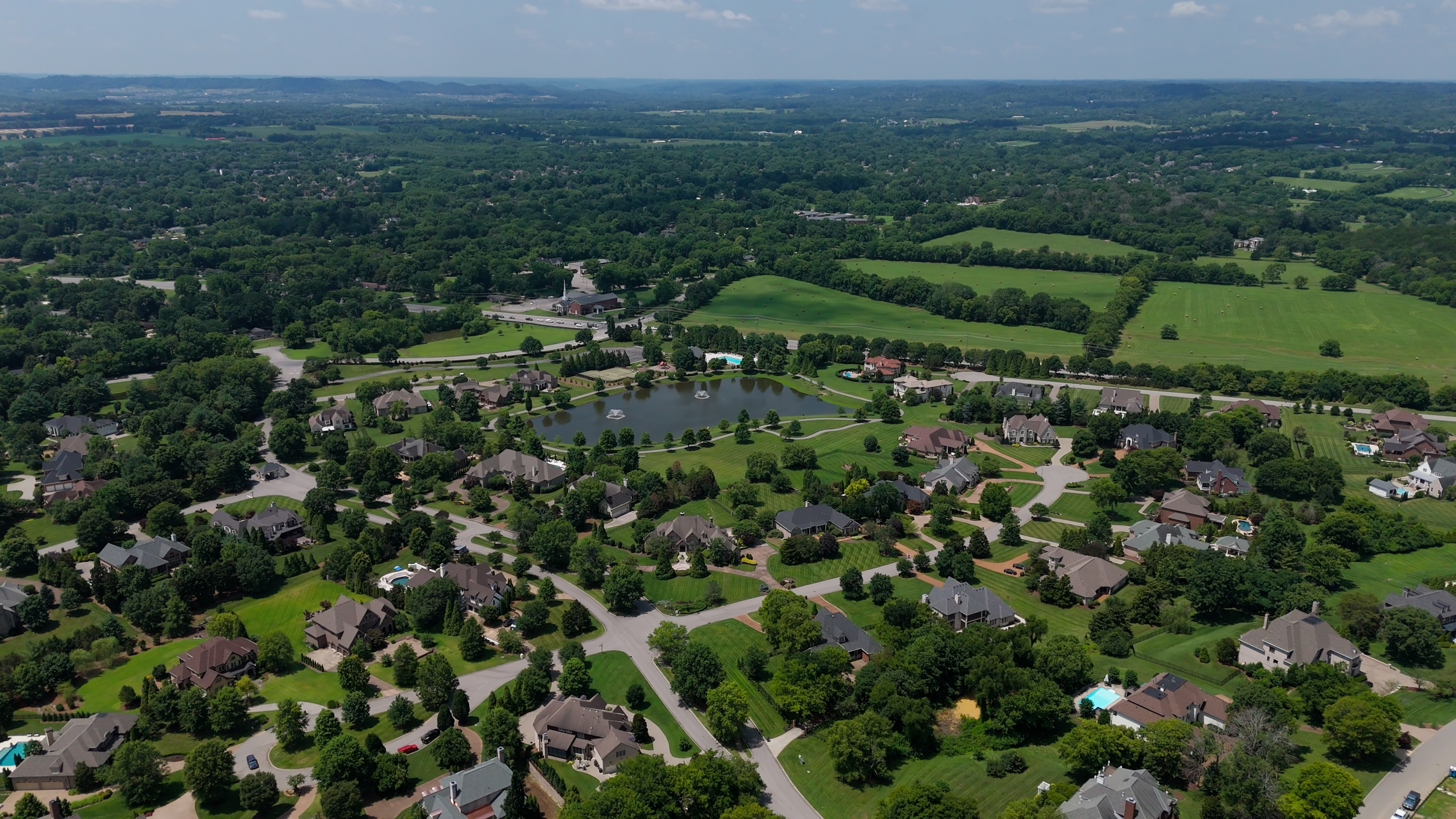 Legends Ridge in Franklin, TN: Gated Luxury Estates with Hilltop Views header image.