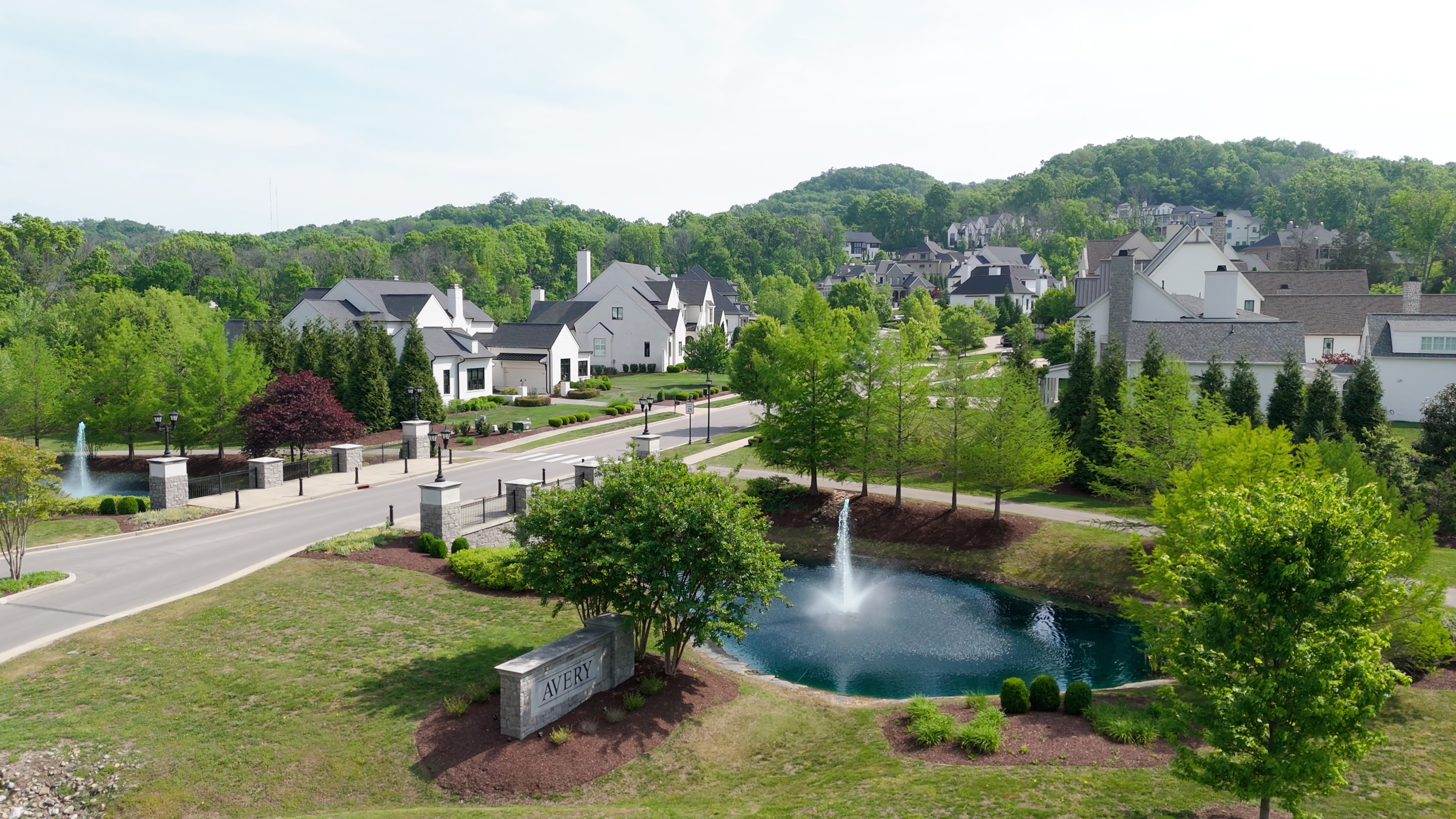 Avery Brentwood, TN: 23 Estate Homes, Hilltop Views, and a Location That Has No Equals header image.
