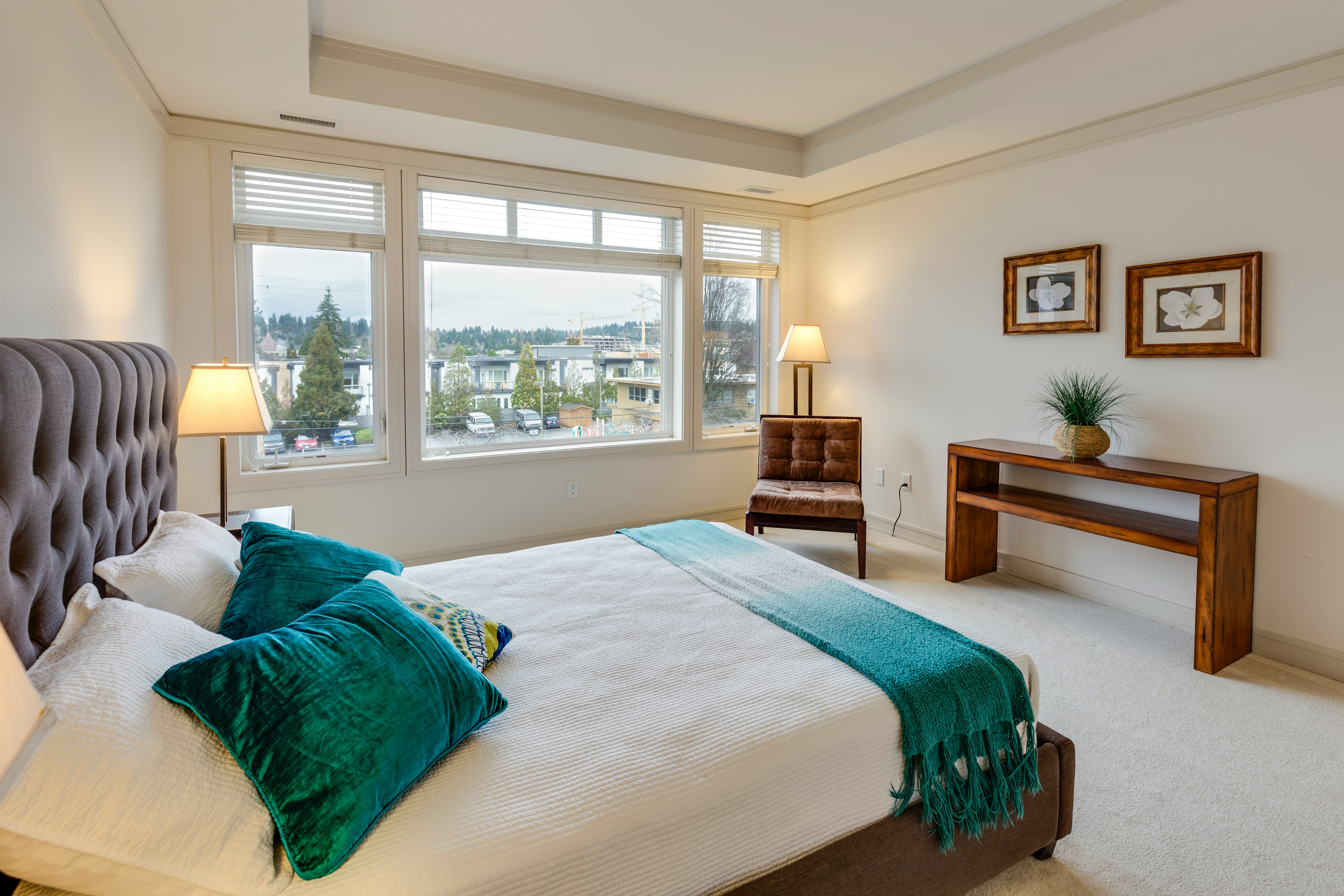 10 Expert Home Staging Tips to Help You Sell Faster and for More header image.