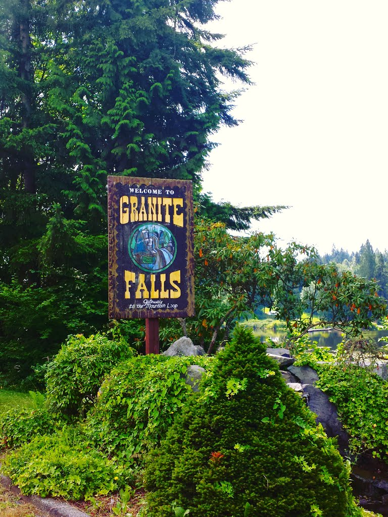 Granite Falls continues to be one of Snohomish County’s most unique housing markets. It offers small-town living, outdoor adventure, and the kind of Pacific Northwest lifestyle that many individuals are looking for header image.