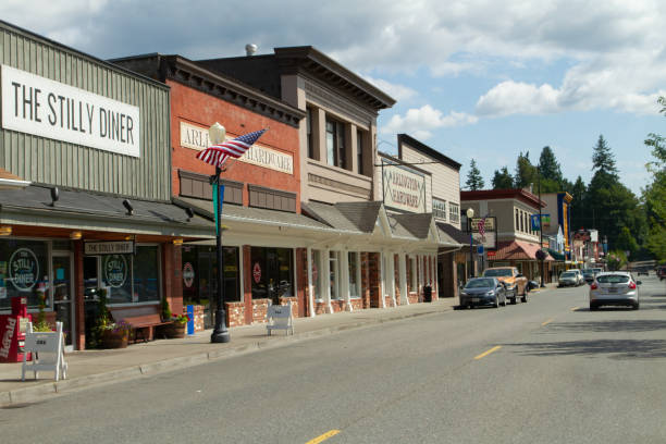 Arlington, WA Relocation Guide: Neighborhoods, Lifestyle, Food, Coffee and Things to Do header image.