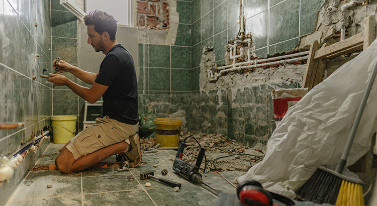 To Renovate or Not To Renovate Before You Sell header image.