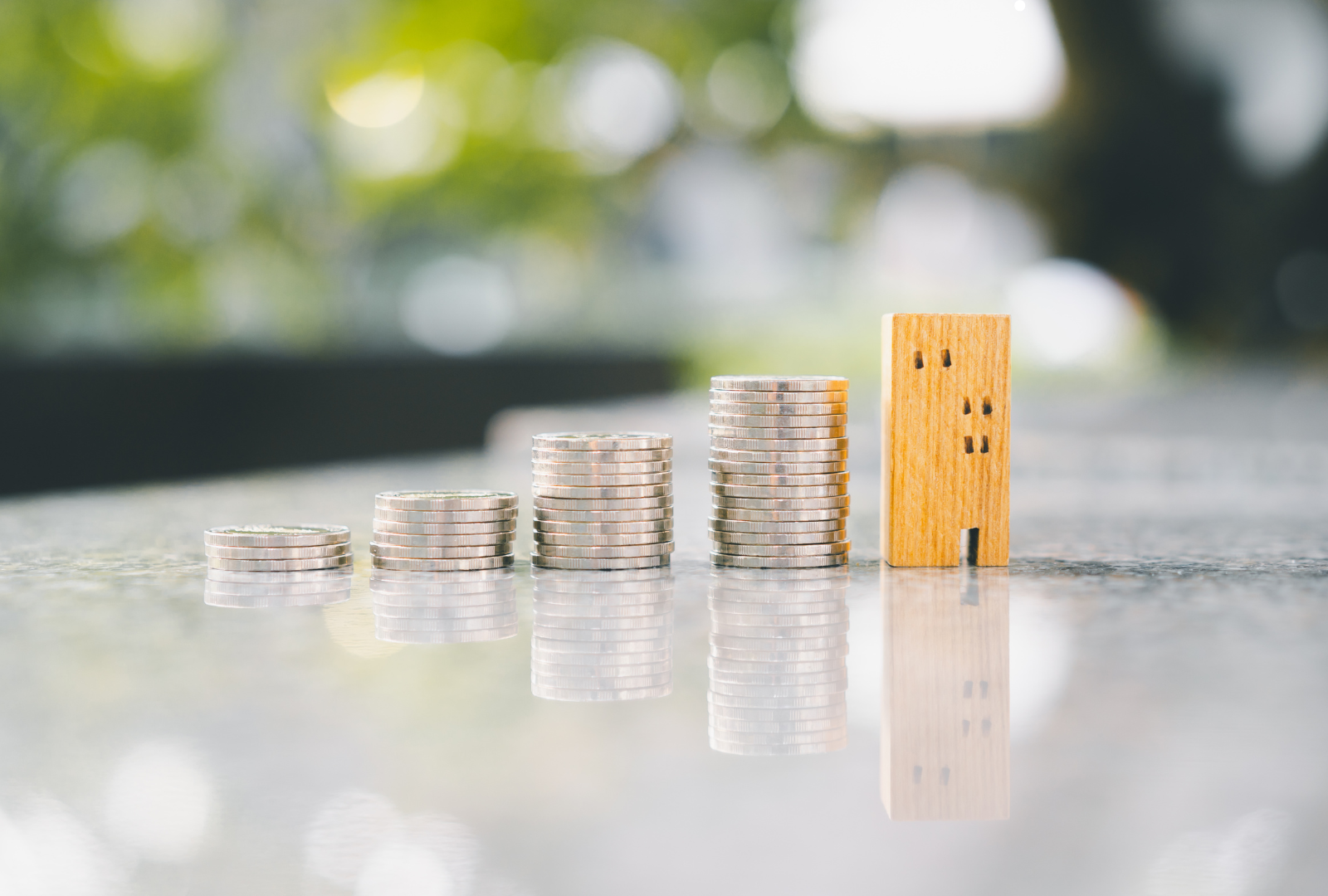 How Much Home Can You Afford? 8 Tips for Setting a Realistic Budget header image.