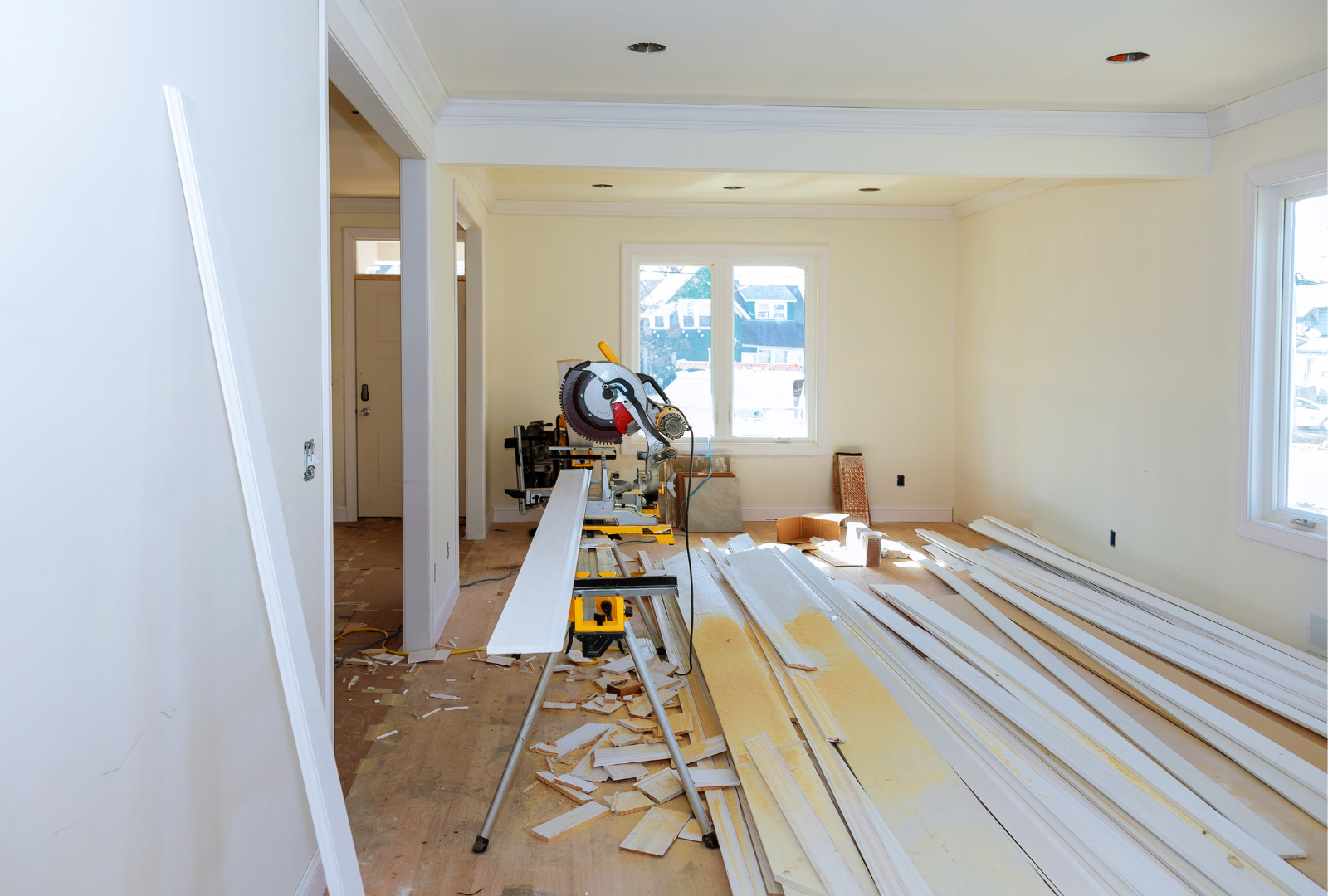 The Advantages of Buying A Fixer-Upper header image.