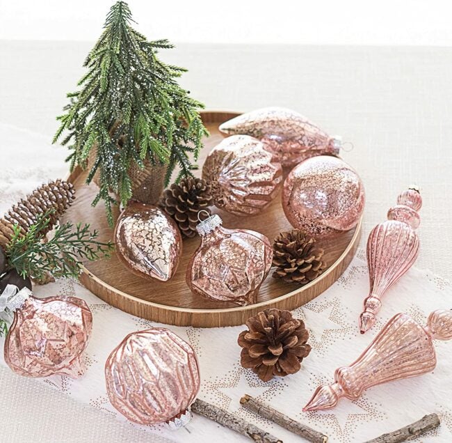 5 Trending Christmas Decor Ideas header image.