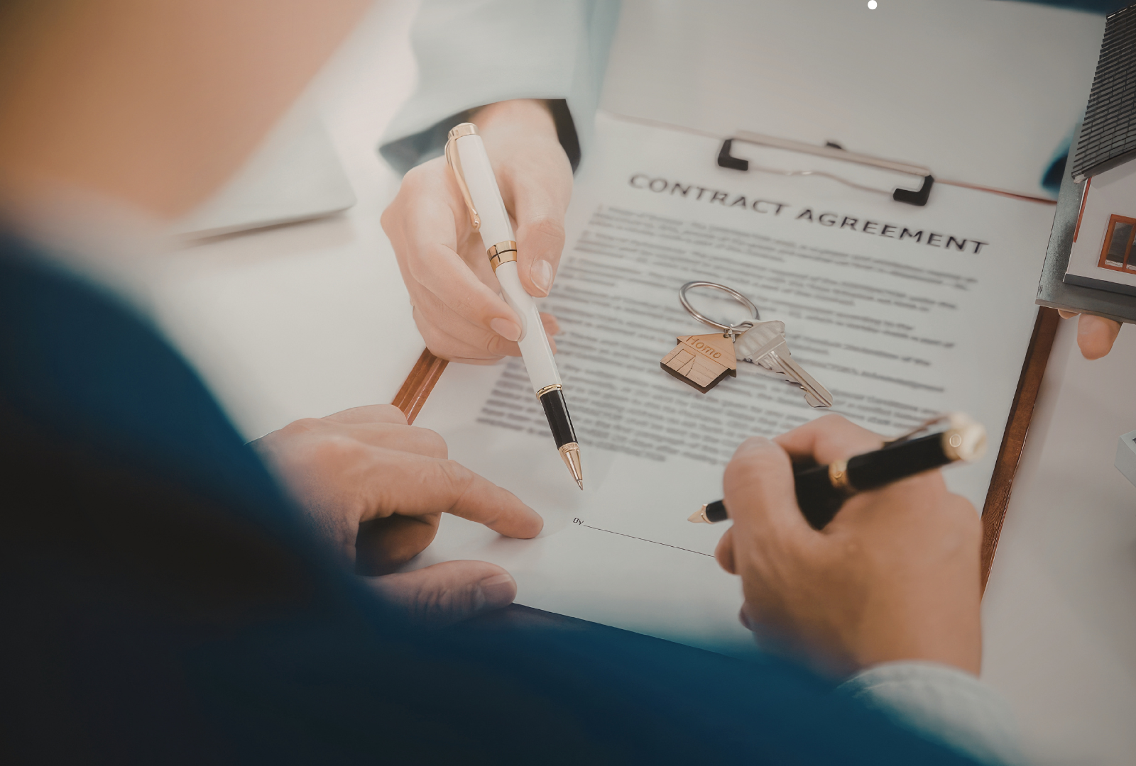 When Buyers Compete, You Win: A Seller's Guide to Handling Multiple Offers header image.