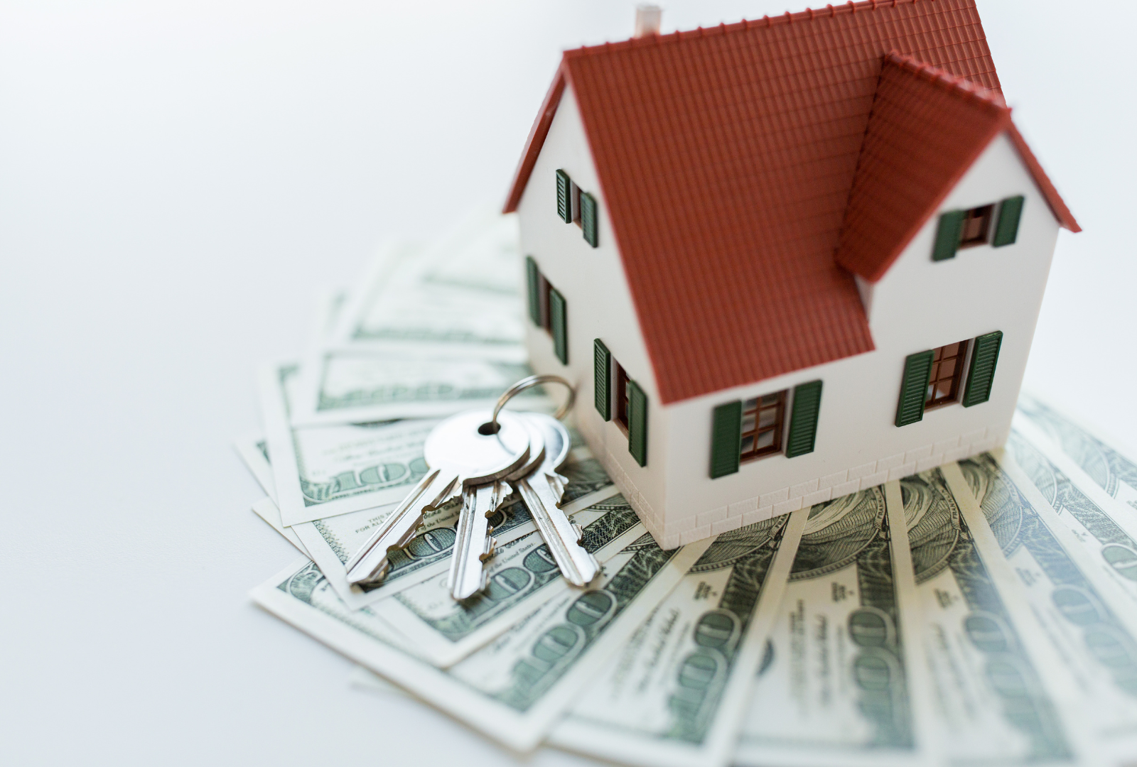 The 5 Risks of Overpricing Your Home—and Why the Right Strategy Matters header image.