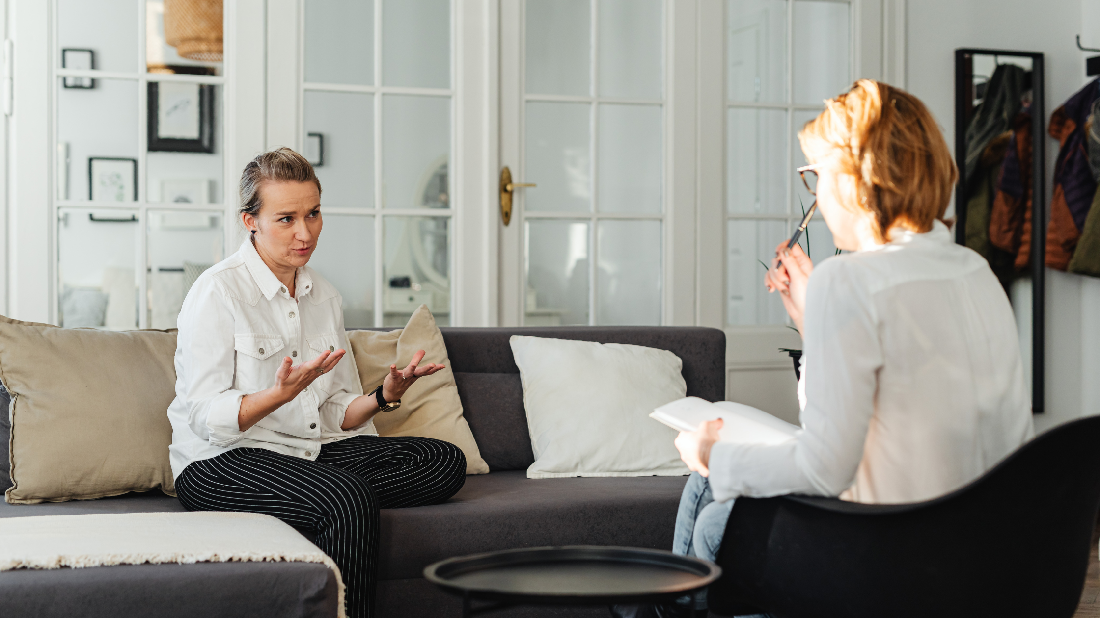 Should You Buy a Home Now or Wait? header image.