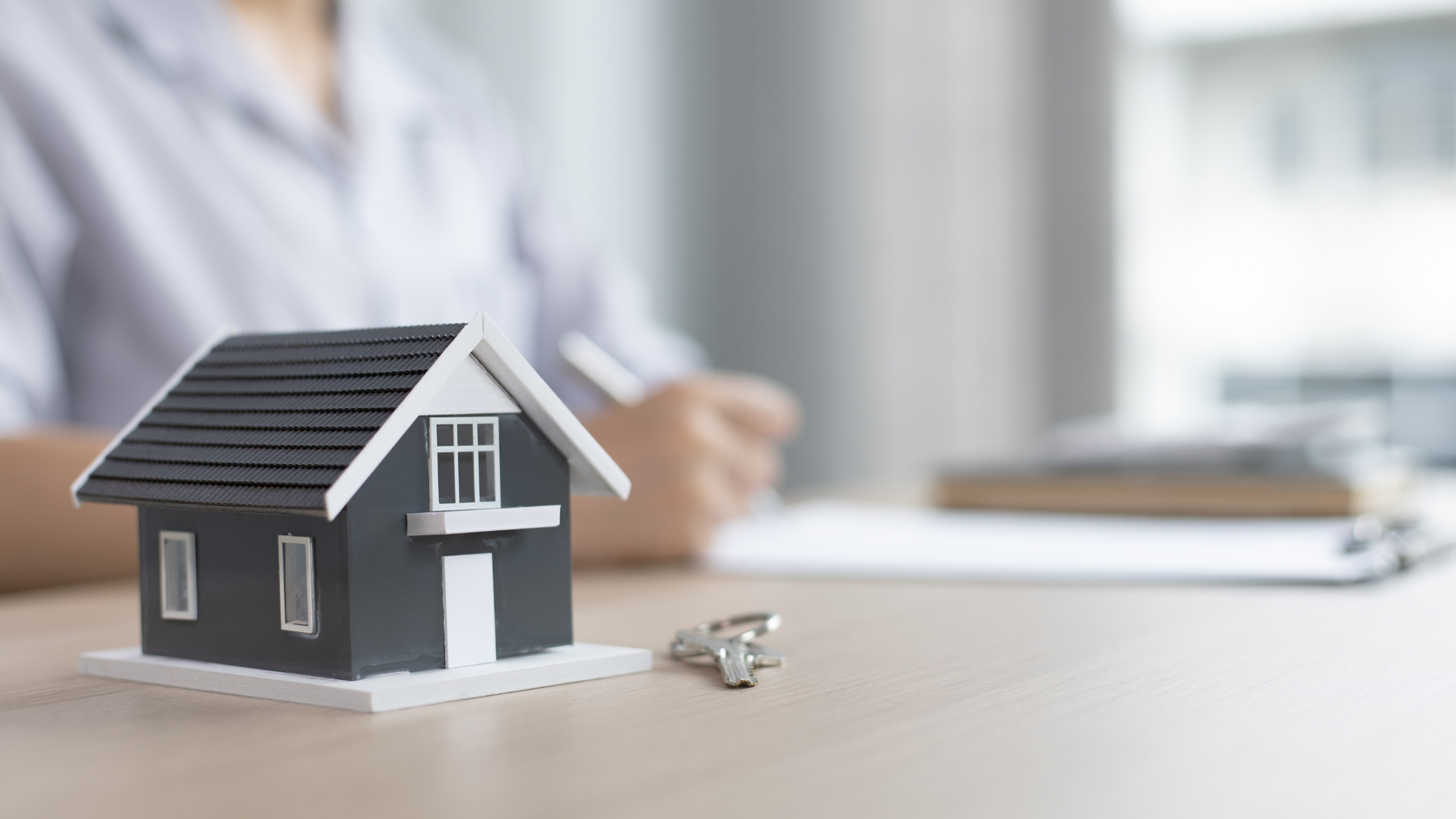 Why Home Staging Matters More This Spring header image.