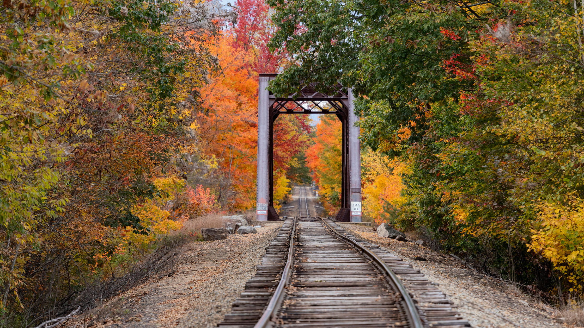 Thinking About an Adjustable-Rate Mortgage? Here’s What You Need To Know header image.