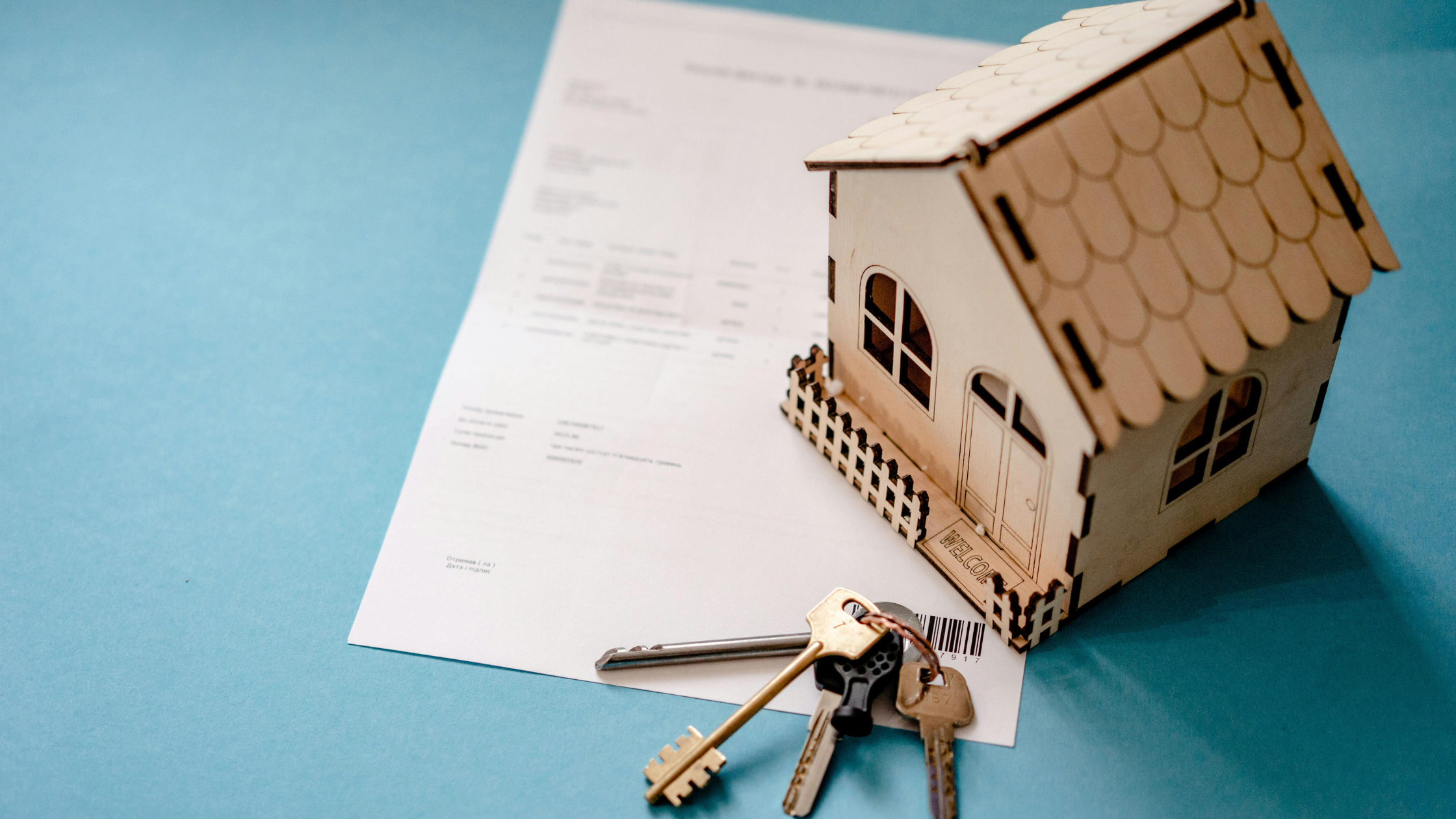 More Homeowners Are Pressing Pause on Selling But It Doesn't Mean the Housing Market Is in Trouble header image.